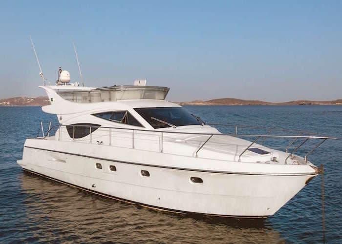 Rent yacht Mykonos, Cyclades yachting, Mykonos yacht rental
