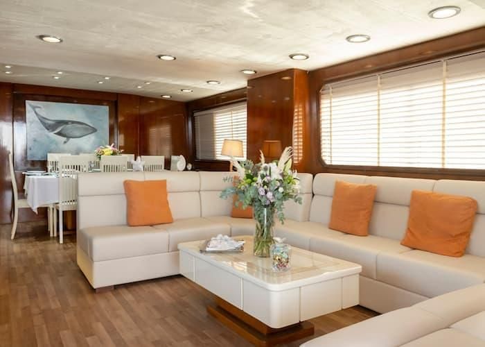 Athens yacht salon, Cyclades yacht charter
